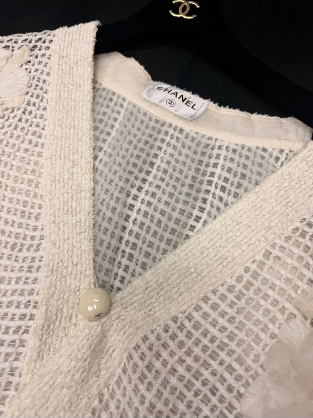 CHANEL Cream Crochet Floral Open-Front Shrug